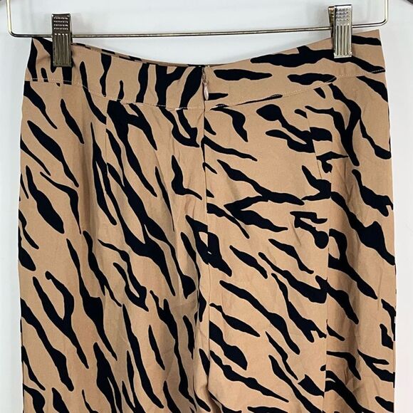 Le Lis Tan Zebra Stripe Silky Wide Leg Dress Pant (Medium) - Picture 6 of 13